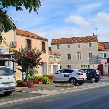 La Maison D'eglantine, 6 Min Du Puy Du Fou, 4 10 Couchages A St Malo-du-bois, * Saint-Malo-du-Bois