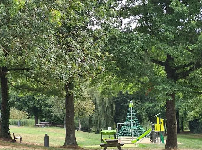 La Maison D'eglantine, 6 Min Du Puy Du Fou, 4 8 Couchages à St Malo-du-bois,